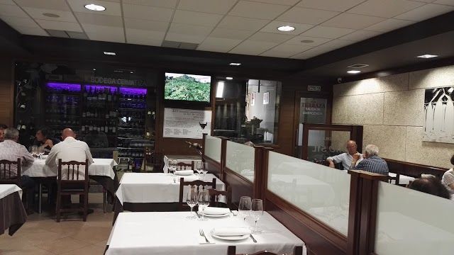 Hostal Restaurante RIO SIL