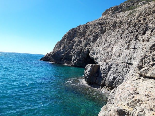 Cova Del Llop Mari