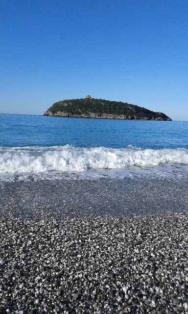 SottoSopra Beach