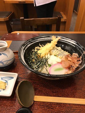 実演手打うどん 杵屋 新宿パークタワー店