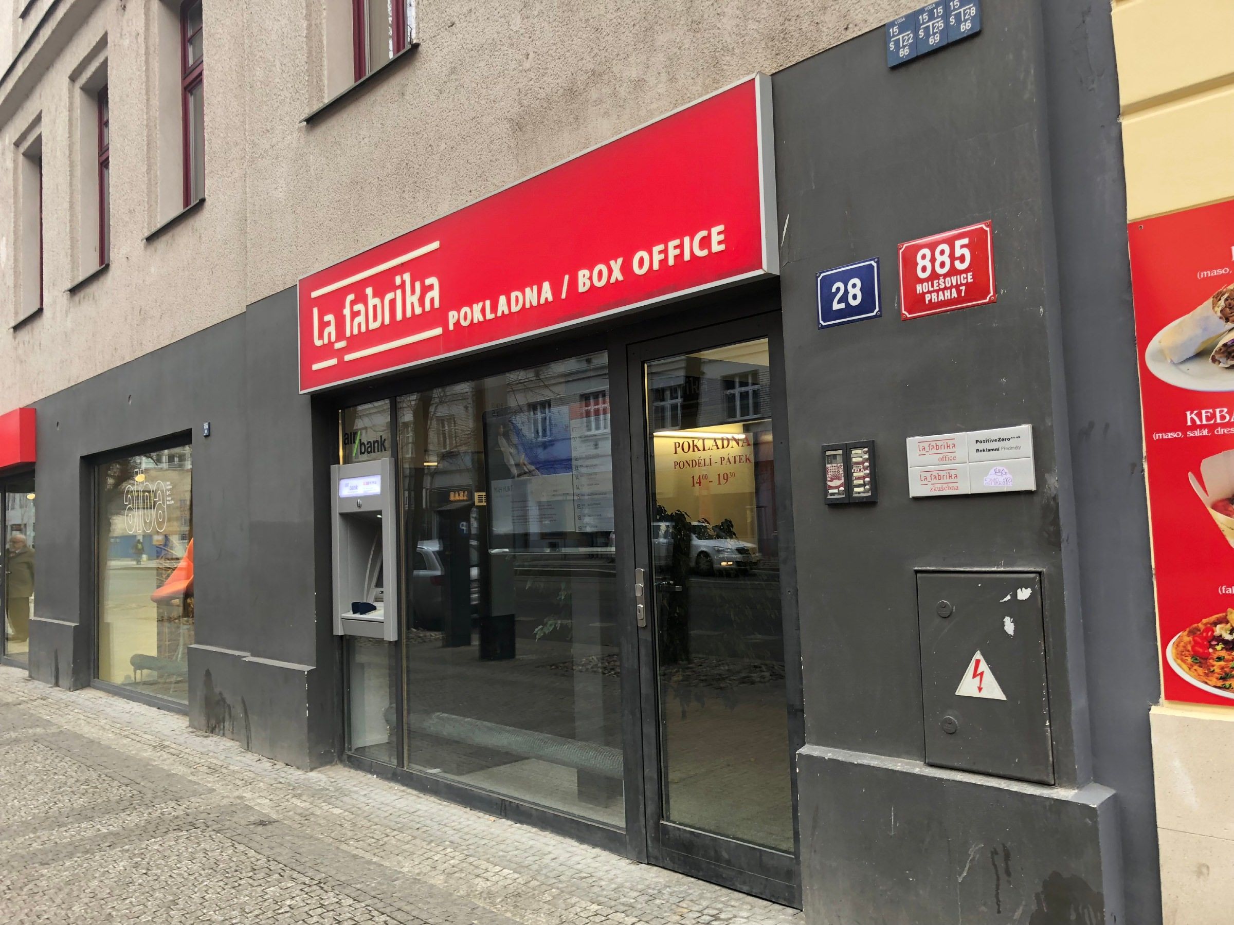 La Fabrika Tiyatrosu