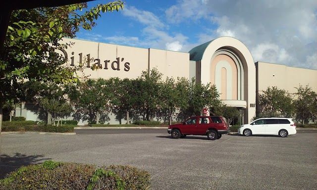 Dillard's Clearance Center