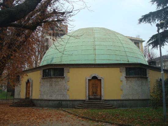 Planetarium w Mediolanie