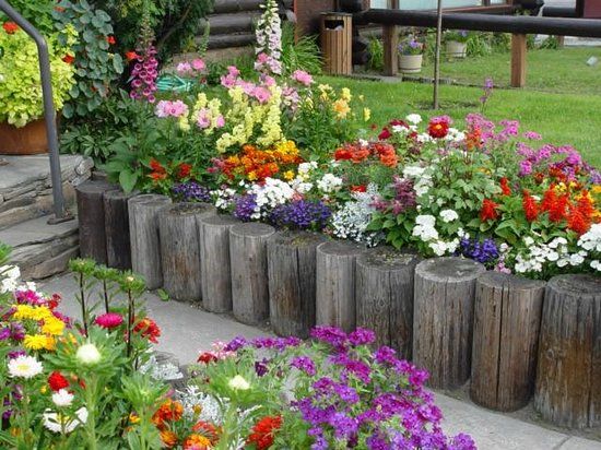 Alaska House Art Gallery