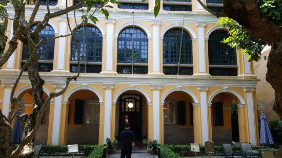 Bibliothèque de Sir Robert Ho Tung