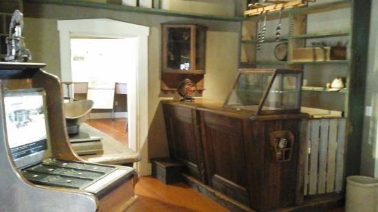 Hubbell House Historic Site