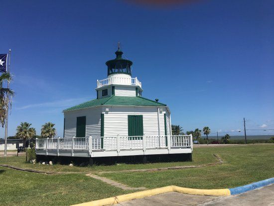 Half Moon Reef Lighthouse