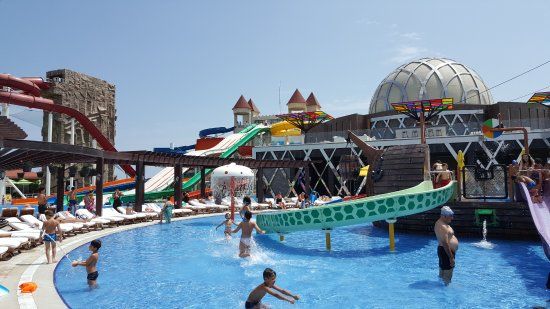 Dalga Beach Aquapark Resort