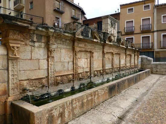Fuente de los Veinte Caños