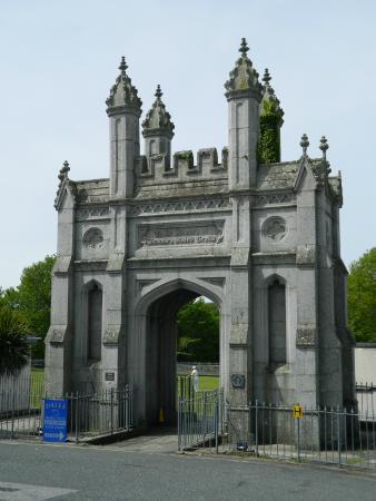 Grylls Monument