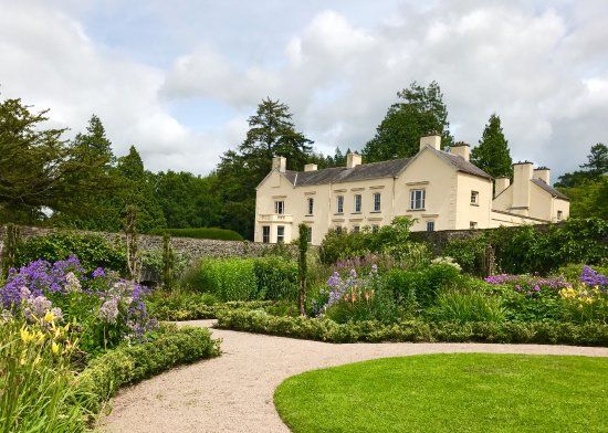 Aberglasney Gardens