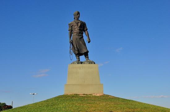 Estátua do Laçador