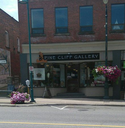 Pine Cliff Gallery