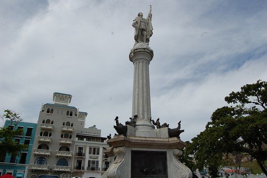 Plaza Colon