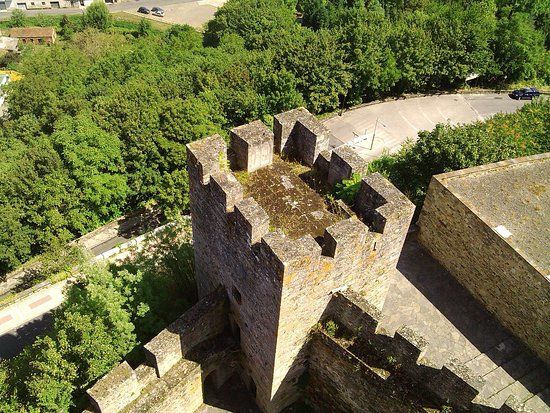 la Torre da Homenaxe do Castelo de Lemos