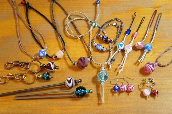 Jizai Glass Beads Studio & Gallery