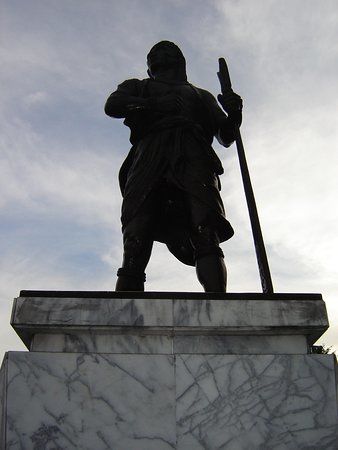 Sultan Kudarat Monument