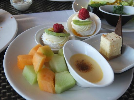 New Quay International Buffet & Bar