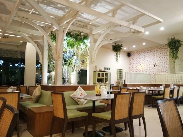 Richy Bakery & Restaurant