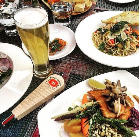 Saddle Mountain Restaurant