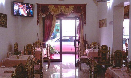 New Delhi Indian Restaurant