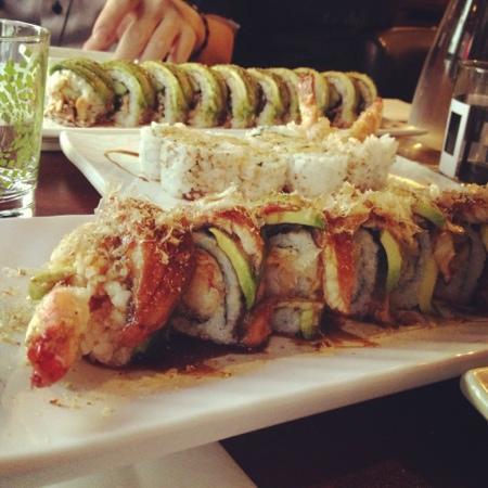 Wrap 'N Roll Sushi
