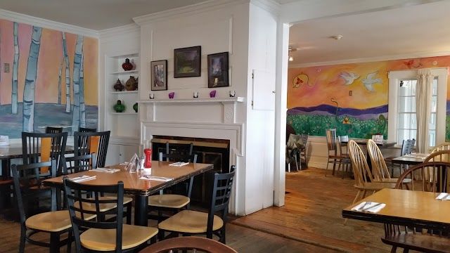 Moat Mountain Smoke House & Brewing Co