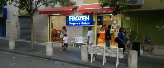 Frozen Yogurteria