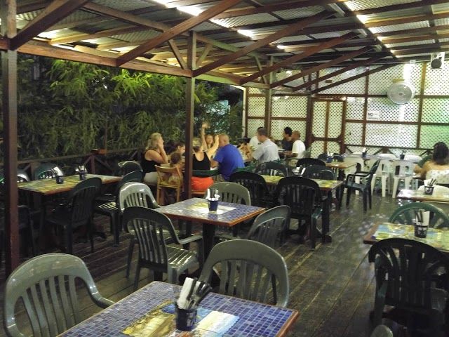 Mama Mia Italian Deli & Pizzeria