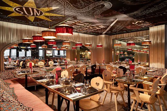 Mama Restaurant Paris East