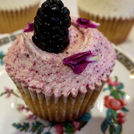 The Lily Vanilli Bakery