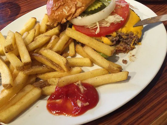 Hooters American Sports Bar