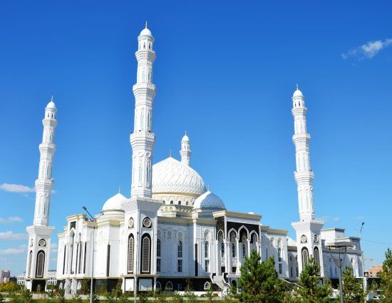 Hazret Sultans Moské