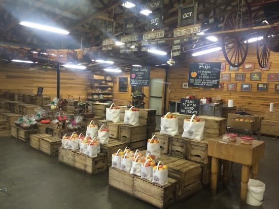 Panorama Orchards & Farm Market