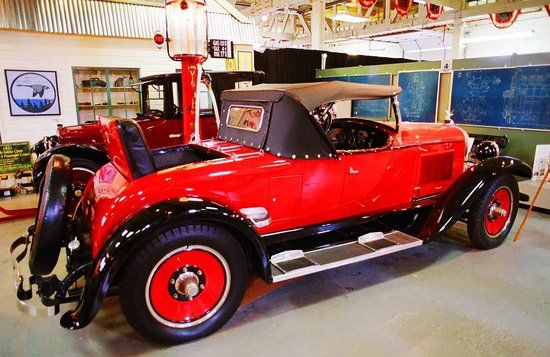 Wills Sainte Claire Automobile Museum