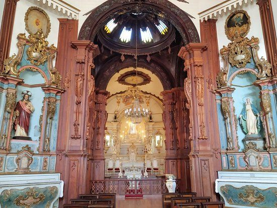 Igreja Matriz de Nossa Senhora do Montserrat