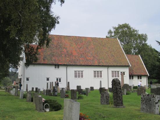 Søgne gamle kirke