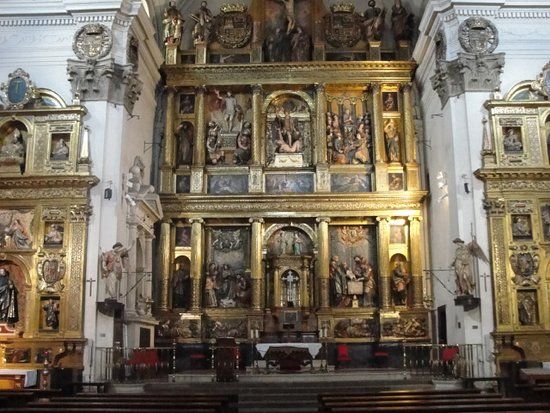 Iglesia de San Miguel y San Julián