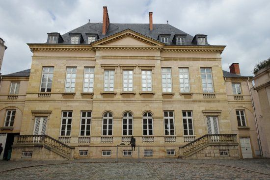 musée des Beaux-Arts et d'Archéologie Joseph-Déchelette