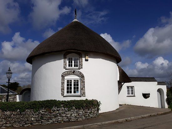 Circular Cottages