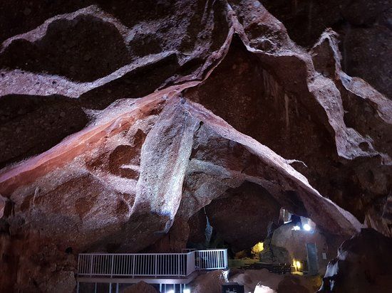 Las Cuevas del Salitre
