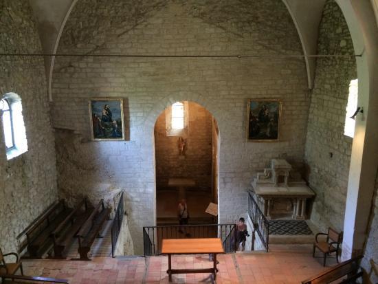 Eglise Rupestre de Vals