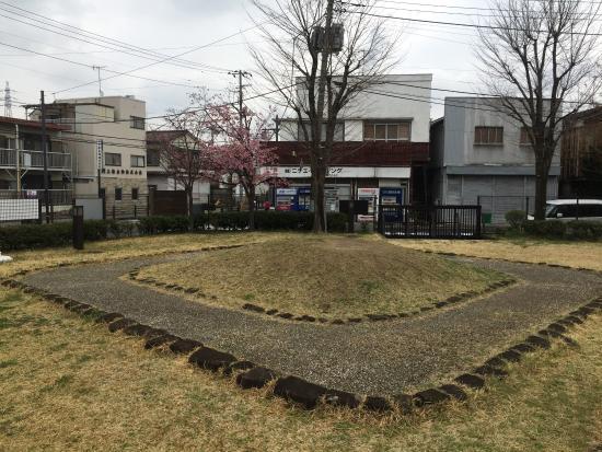 Alte Ruinen in Adachi