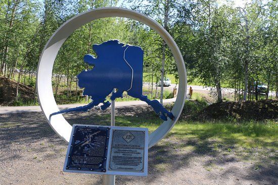 Alyeska Pipeline Viewing Point