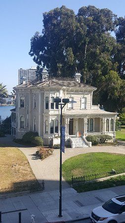 Camron-Stanford House