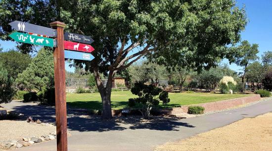 Heritage Park Zoological Sanctuary