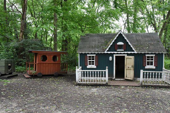 Paws Farm Nature Center