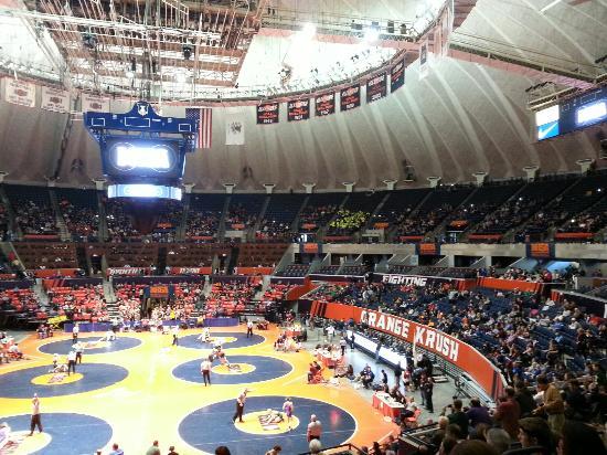 State Farm Center Çok Amaçlı Arenası