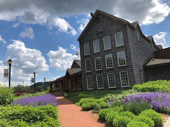 Minnesota Marine Art Museum