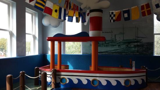 Schoolhouse Children's Museum and Learning Center